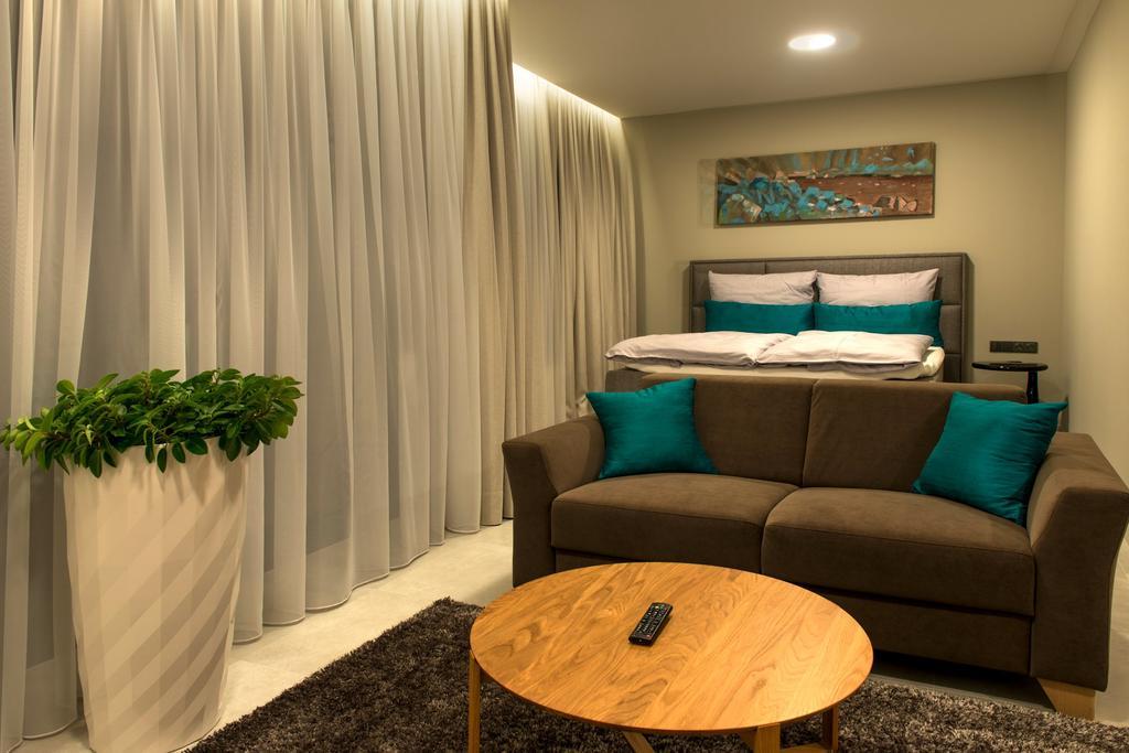 Apartment Mg Restaurace/luxury Mlada Boleslav